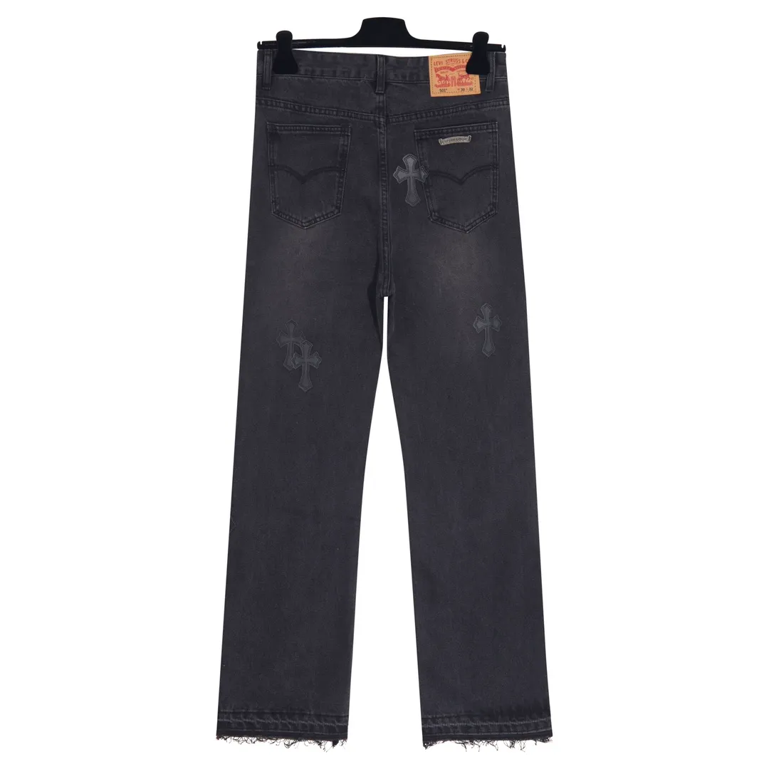 P206 [Next day] Chrome Heart Cross patch leather jeans Top heavy washing process Calf leather laser cut cross Distressed silver hardware Straight version slimming the upper body High-end customized version Official guide price: ***** Color: Black with black leather Size: 28 30 32 34 (s-XL) Detailed sizes can be found in Figure 9